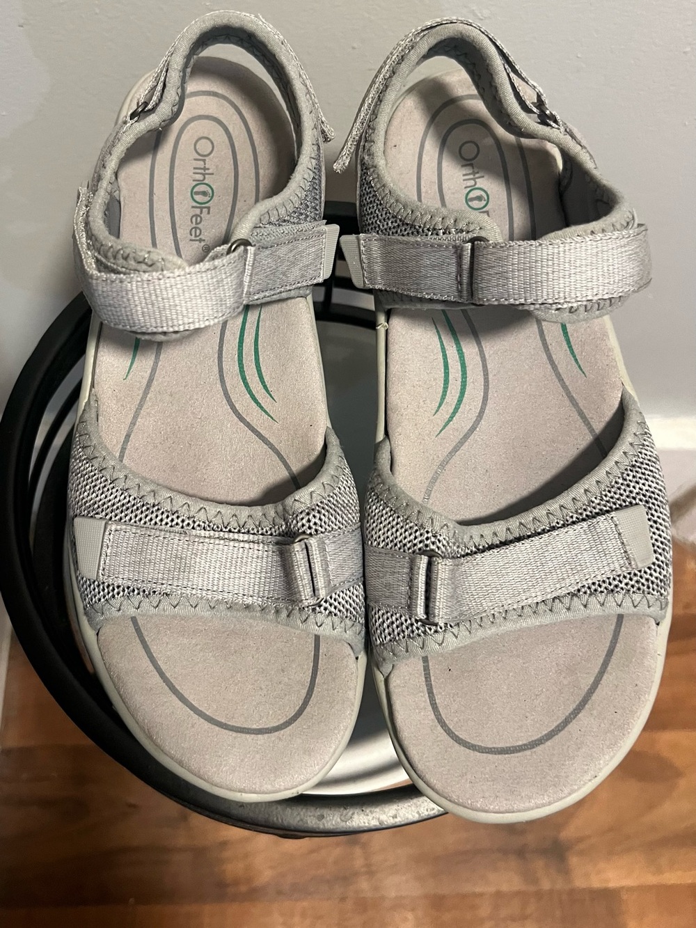 Light Gray Women's Adjustable Comfort Sandals size 9 - Picture 3 of 9